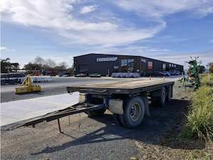 Used Flat Deck Trailer – Tractor or Truck