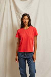 PERFECT WHITE TEE - HARLEY BOXY CREW POPPY RED