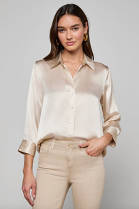 Lagence: L'AGENCE - DANI 3/4 BLOUSE IN CHAMPAGNE