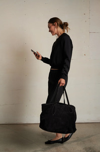 PERFECT WHITE TEE - LUCIA LONG SLEEVE SWEATER TRUE BLACK