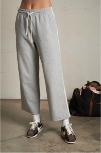 PERFECT WHITE TEE - CLAUD TRAVEL PANT HEATHER GREY
