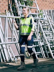 Workwear: Women's Flex & Move™ Biomotion Taped Jegging