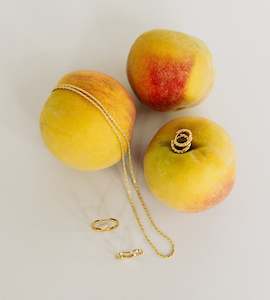 Gifts For Mothers: La Dailie | Everyday Twist Mini Hoop