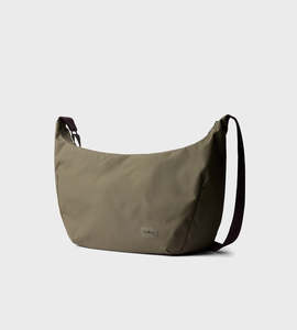 Bellroy I Laneway Crescent Bag 12L I SeaKelp