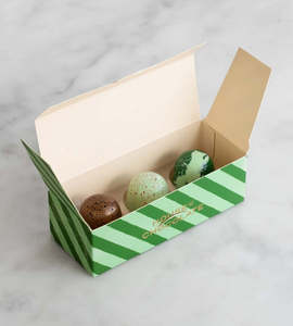 House of Chocolate | Merry Christmas 3 piece bon bon box