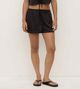 Assembly Label | Beal Silk Short | Black