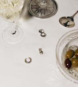 La Dailie | Everyday Teardrop Hoop | Sterling Silver