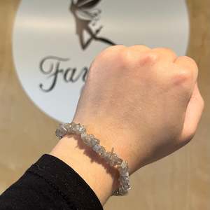 Crystal Jewelry: Labradorite Chip Bracelet