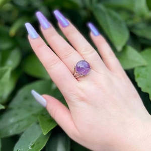 Rings: Amethyst Round Ring