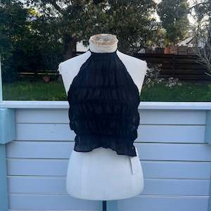 Recycled Clothinf: Blackless Top