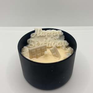 Wax Mold Candles: Birthday Cake Candle
