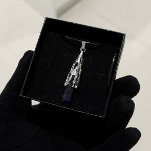 Necklaces: Amethyst Pendant