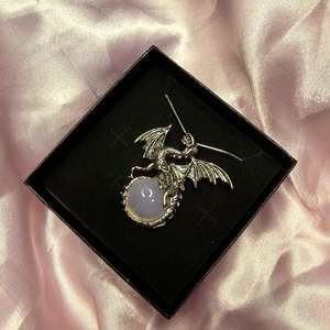 Necklaces: Rose Quartz Dragon Pendant