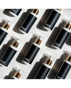 Skincare: Neve Room Spray - Christmas Lily