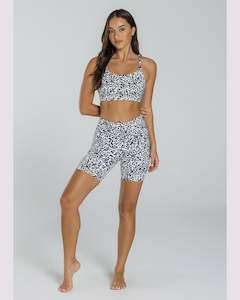 Shorts: Abi and Joseph Endurance Dual Pocket Mid-Thigh Short - Hit the Mark