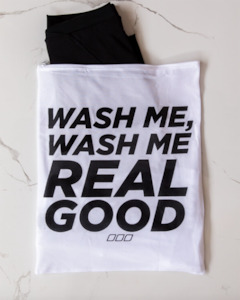 Workout Accessories: Lorna Jane Wash Me Real Good Wash Bag