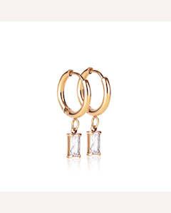 Yoga: Ever Jewellery Luxe Drop Huggie Earrings