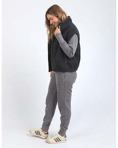 Foxwood Cliff Hanger Vest - Dark Grey