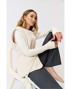 Jackets: Cartel & Willow Luka Vest - Cream