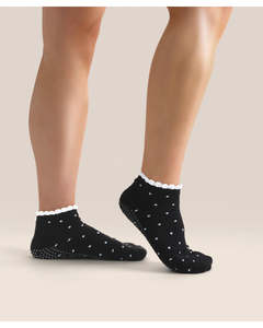 Move Active Classic Low Rise Grip Socks - Black Polka Ruffle