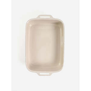 Homewares: Dishy Lasagne Pan  Almond 33CM