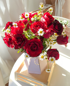 Products: Florist’s Choice Posy Bag - Fei's Blossom