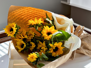 Products: Sun - Fei's Blossom