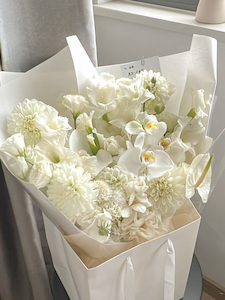 White Pure Elegance - Fei's Blossom