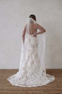 Sale Veils: Elsie Veil by Made with Love Bridal - SAMPLE