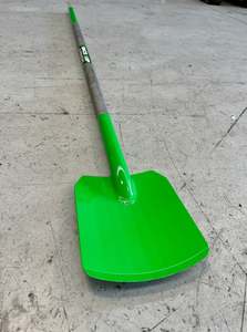 Products: FENCEQUIP HARDOX Spade - Long Handle 1700mm