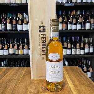 Dessert Wine: de Bortoli Noble One 2020 Botrytis Semillon 375ml Australia