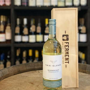 Sauvignon Blanc: Twin Islands Sauvignon Blanc