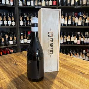 Pinot Noir: Maude Mohawk Hill Pinot Noir 2022 Otago