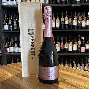 Hunter’s MiruMiru Brut Rose Marlborough