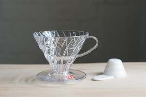 Coffee Drippers: Hario V60 Dripper 02 Plastic Clear