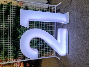 Products: Giant LED Light 21