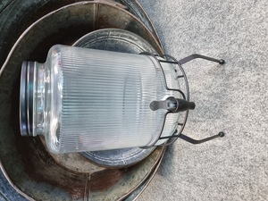Products: Glass Dispenser 8L on stand