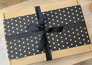 Custom: Gift wrapping paper - Black & gold