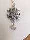 Flower pendant necklace