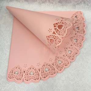 Wedding Accessories: Confetti Cones