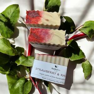 Strawberry & Rhubarb Body Bar