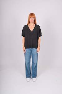 Bridge Lord: Bridge & Lord - V-Neck Cable Trim Vest BL5634