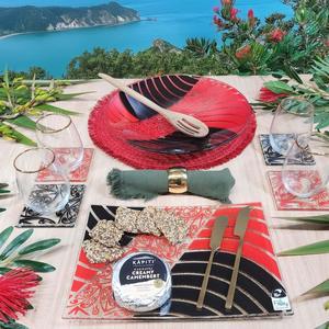 Coloured Print: NZ Made Glass Tableware Set Kowhaiwhai - Blk/Red - 6pc