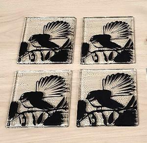 NZ Made Glass Coasters Fantail Piwakawaka - Blk - 4Pk w/stand4