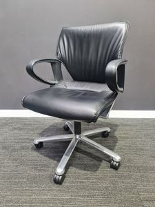 Products: Modus Executive 283/81 Swivel Chair – Wilkhahn - FIL Furniture