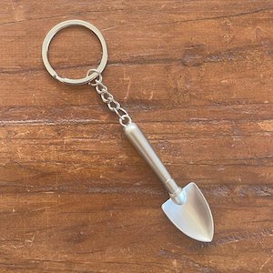 Keychains: Shovel