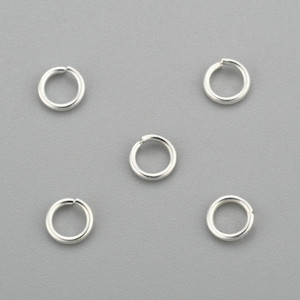 Products: 4mm Jump Rings – Bright Silver (100pc) Finesse Mediums