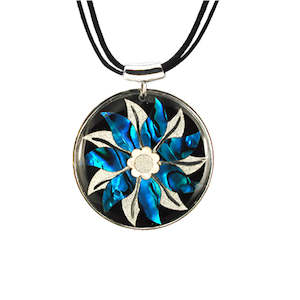 Cord Necklaces: Paua Large Circle Flower Cord Necklace