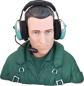 Pilots Lighting Scale: Planet Hobby 1/5 Scale Premium Civilian Bust (Width 113mm Approx)