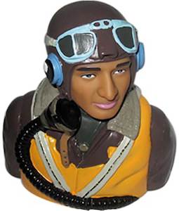 Pilots Lighting Scale: Planet Hobby WW2 1/5 Scale Bust (Width 92mm Approx)